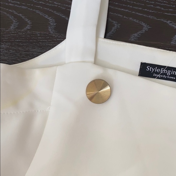 Dress - Picture 4 of 4